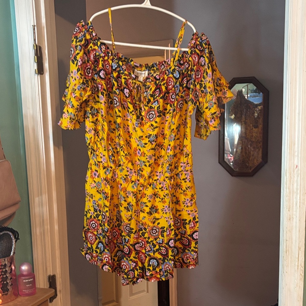 NWT Umgee Yellow Floral Off-Shoulder Romper Size Large